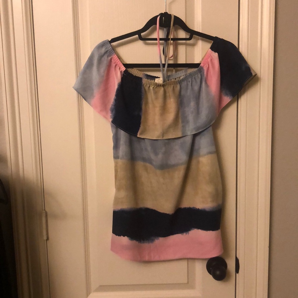 Off the shoulders top!